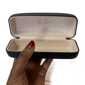 RAY-BAN sunglasses black  case